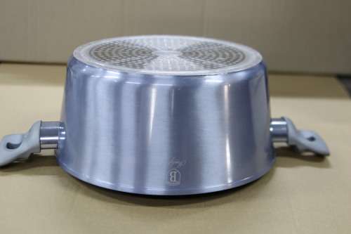 BERLINGER HAUS 28CM MARBLE COATING CASSEROLE - MOONLIGHT EDITION(SECOND HAND)(NO LID)