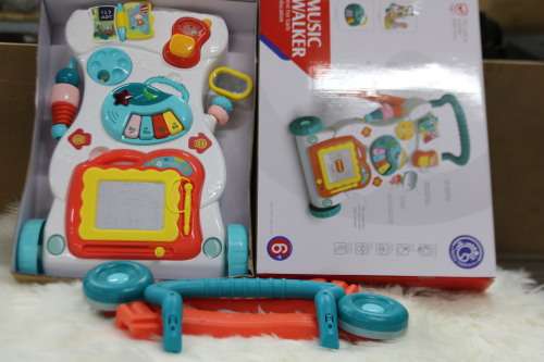 Kids Music Walker (Second hand)