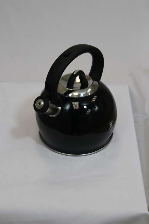 BERLINGER HAUS 3L STAINLESS STEEL WHISTLING KETTLE - EMA (SECOND HAND) (FADED COLOUR)