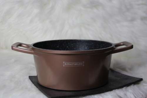 Royalty Line - 24cm Marble Coated Casserole -Copper (Second hand)