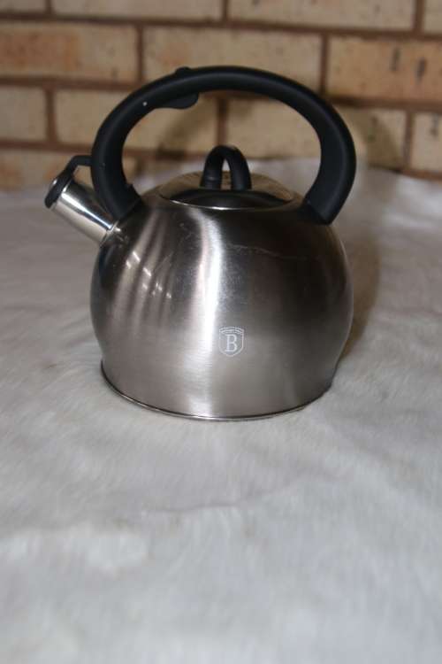 Berlinger Haus 3L Stainless Steel Whistling Kettle