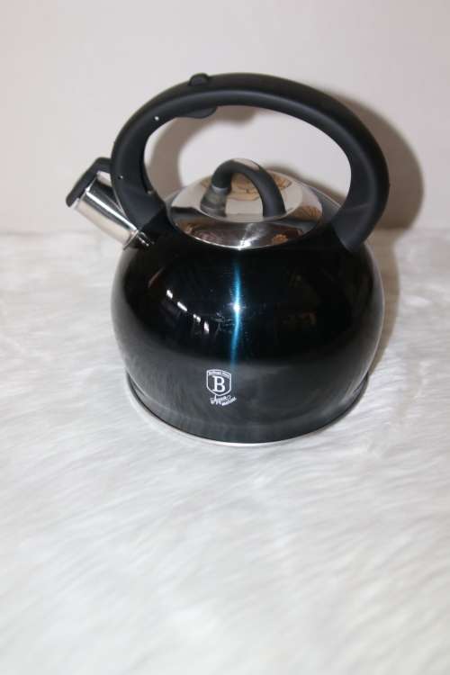 Berlinger Haus 3L Stainless Steel Whistling Kettle - AQUAMARINE