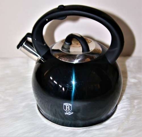 Berlinger Haus 3L Stainless Steel Whistling Kettle - AQUAMARINE