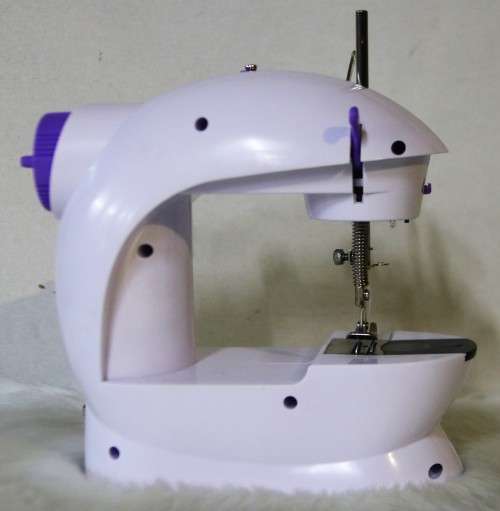 Portable Desktop Mini Electric Sewing Machine