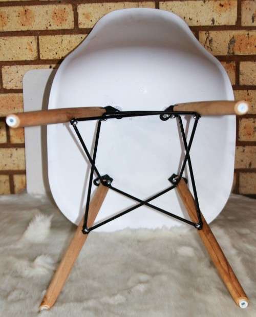 Replica Eames Side Chair - Set of 4 (WHITE)