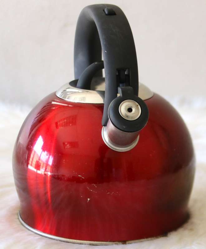 Berlinger Haus 3L Stainless Steel Whistling Kettle - Burgundy Metallic