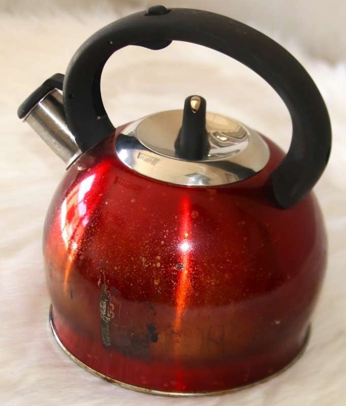 Berlinger Haus 3L Stainless Steel Whistling Kettle - Burgundy Metallic