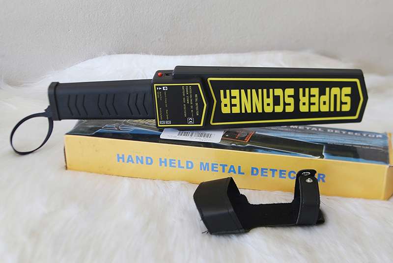 Hand Held Metal Detector - Super Scanner