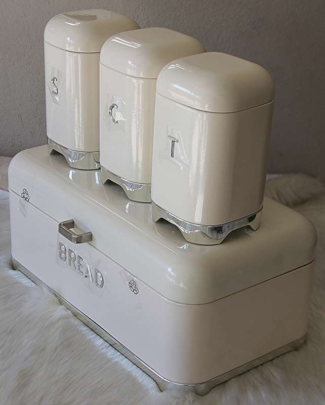 Deluxe Edition Breadbin with 3Pcs Canister Set - Cream