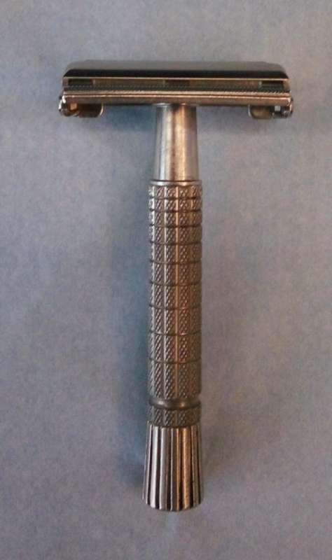 Vintage Gillette Flare Tip SuperSpeed Razor (J3, 1964)
