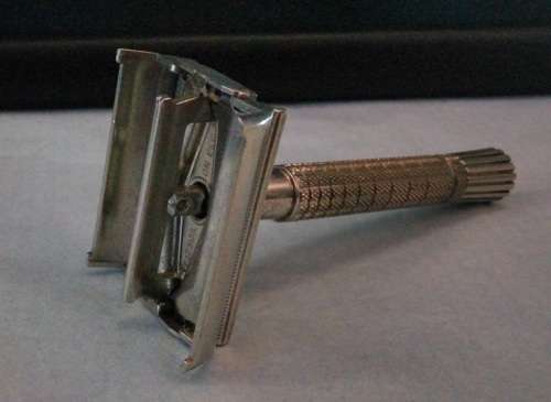 Vintage Gillette Flare Tip SuperSpeed Razor (J3, 1964)