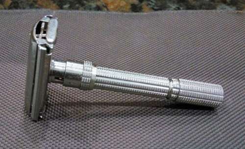 Vintage Gillette Slim Adjustable Razor (L4, 1966)