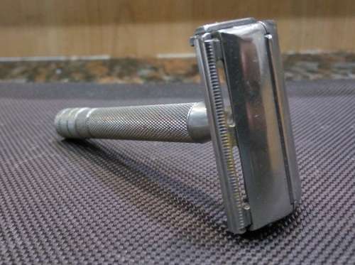 Vintage Gillette SuperSpeed Razor (Y4, 1953)