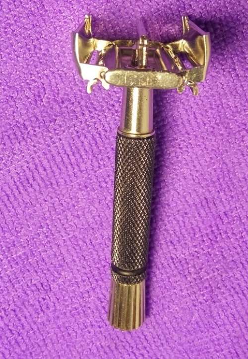 Vintage Gillette Black Handle SuperSpeed Razor (I1, 1988)