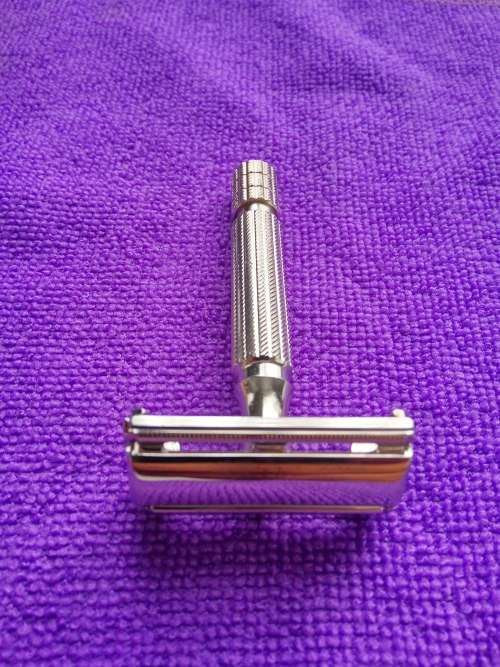 Vintage GIllette Aristocrat 58 Razor (England, Circa 1958)