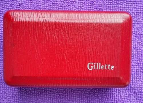 Vintage GIllette Aristocrat 58 Razor (England, Circa 1958)