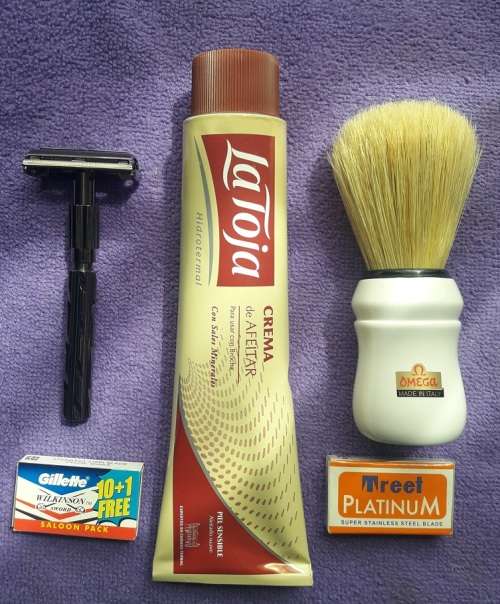 Traditional Wet Shaving Starter Kit (Parker 22R)