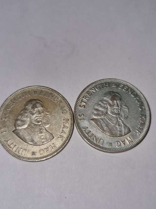 SA Republic set of Silver 20c coins 1963 and 1964 (50% and 11.31g) - very good condition