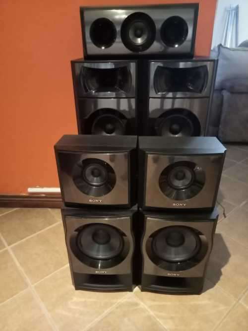 Sony 5.2 channel Mgongo sound system