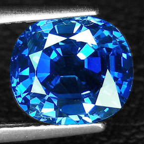 4.5 ct cushion cut cornflower blue sapphire gemstone