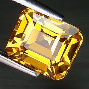 FABULOUS 6.4 ct AAA+ TOP GOLDEN YELLOW SAPPHIRE! GLITTERS AND GLEAMS LIKE GOLD!