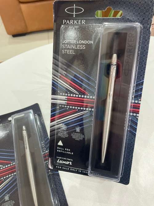 Parker pen