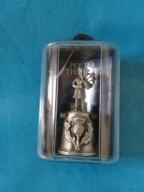 PEWTER THIMBLE - SCOTTISH PIPER