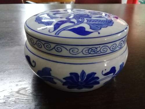 LARGE "GENUINE MING BLUE" TRINKET BOWL IN GREAT CONDITION