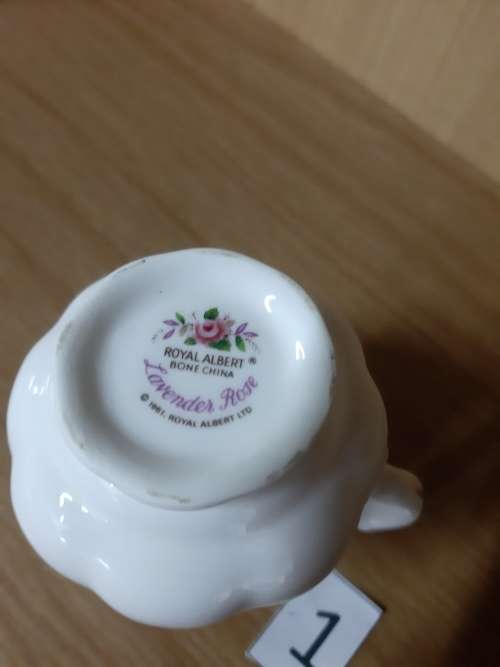 ROYAL ALBERT LAVENDER ROSE MILK JUG 1