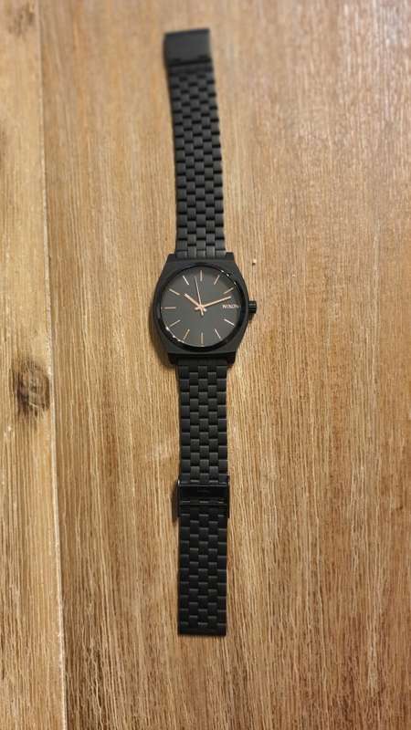 Nixon Time Teller