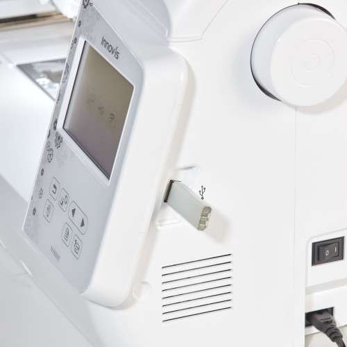 NEW Brother Innov-is NV880e Embroidery Machine + Free Shipping, local stock ready to dispatch