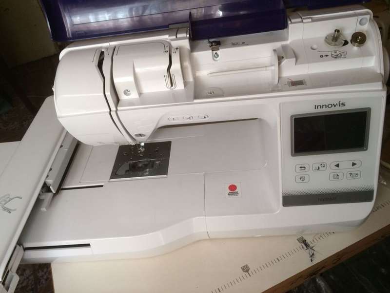 Brother NV800e