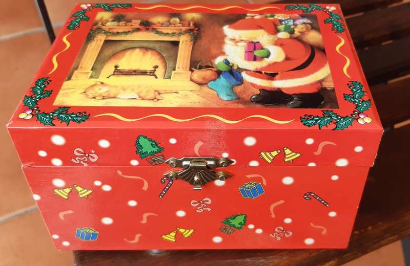 Santa Claus Musical Jewellery Box