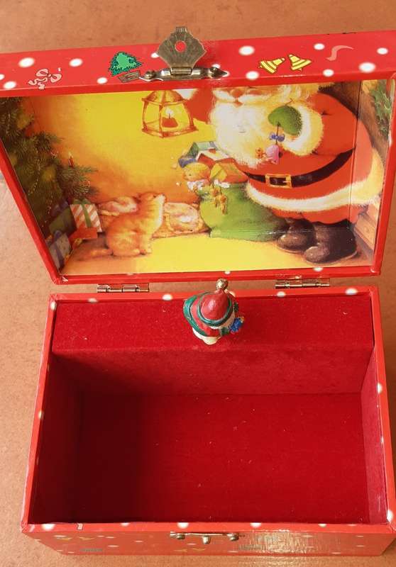 Santa Claus Musical Jewellery Box