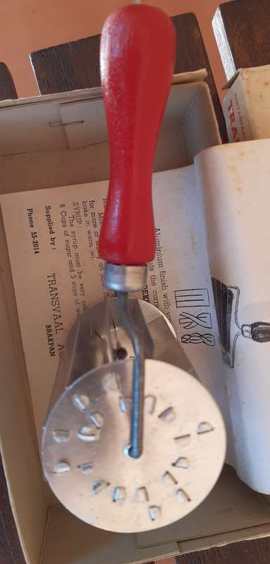 Vintage Koeksister Snyer /Cutter in Original Box with Recipe