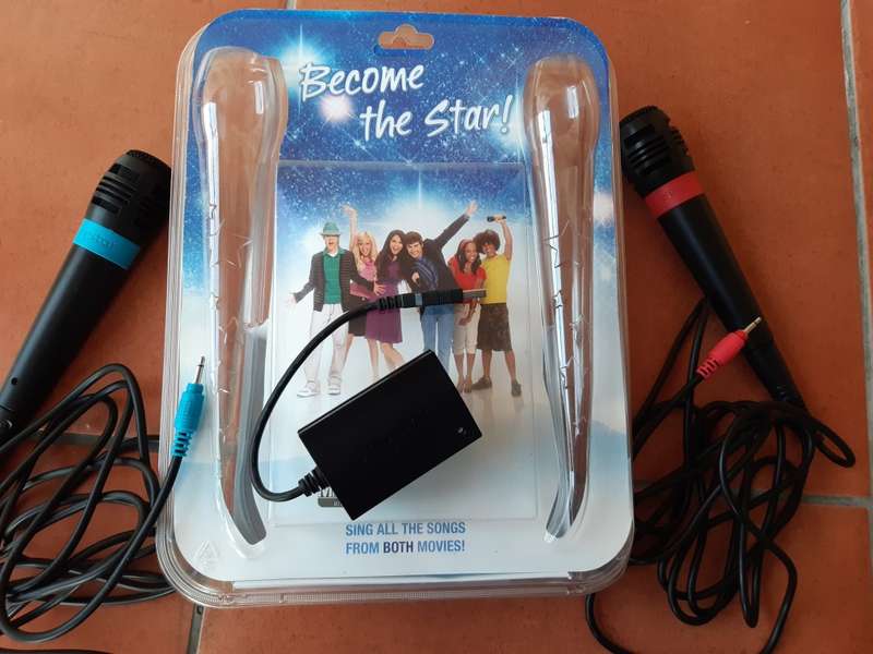 PS2 - Official Sony Singstar Microphones with USB adaptor  +  HSM Sing it