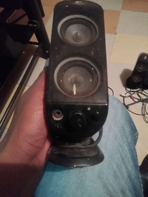 Logitech Speaker ( Sub woofer is lost)