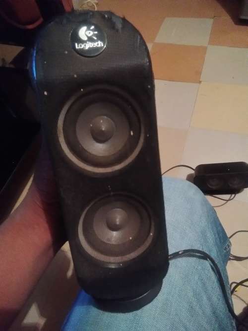 Logitech Speaker ( Sub woofer is lost)