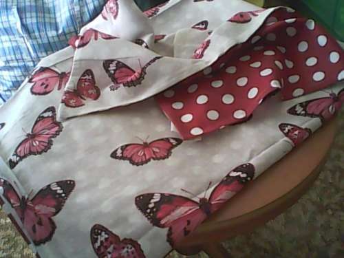 Must Have Butterfly Single Bed Duvet Cover with 1 pillow case (New and Unused)