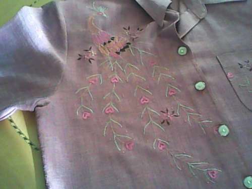 Beautiful Vintage Ladies  Peacock Blouse