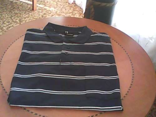 NAVY BLUE GOLF SHIRT - SIZE M - NO BOUNDARIES - GOOD CONDITION