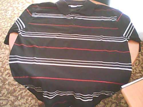 BLACK GOLF T SHIRT - SIZE S - PRO ACTION - LIKE NEW