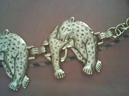 VINTAGE DECORATIVE LEOPARD CHAIN BELT - LIKE NEW - ONE SIZE