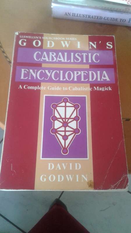 Godwin`s Cabalistic Encyclopedia (Llewellyn`s Sourcebook) softcover   by David Godwin