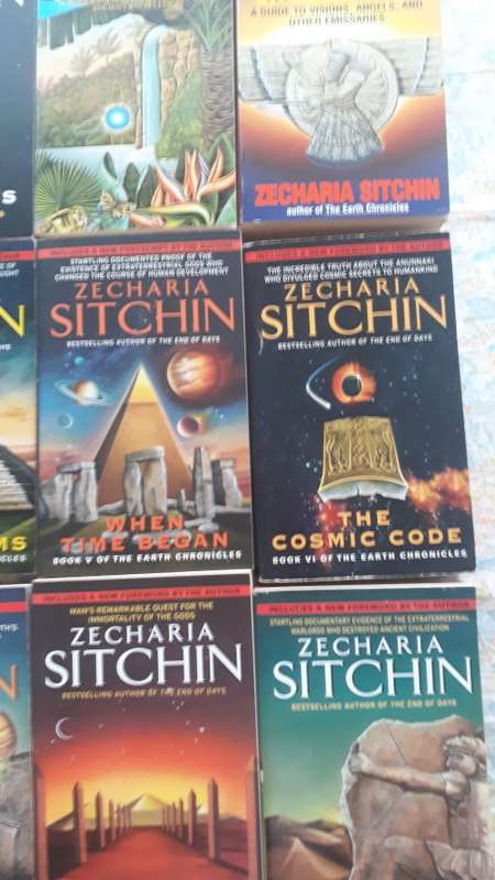 BOOKS NON-FICTION: A Complete Zecharia Sitchin Earth Chronicles Nine-Book Series Set,Like New