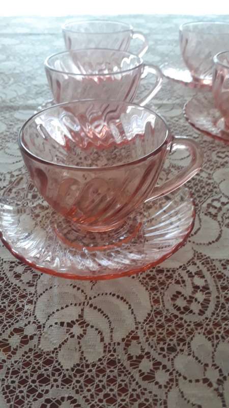 Vintage Arcoroc Pink glassware 6 France `Rosaline` pink glass tea cups and saucers set teacups