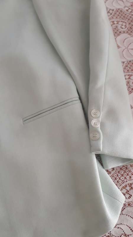Vintage Ladies Fully Lined Green Suite. Carducci - size 14 - Beautiful Condition