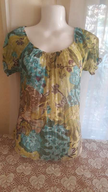 Spring Sensation Top - Pre-Loved