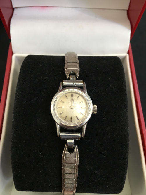 Crazy R1 Start No Reserve Omega ladies Watch