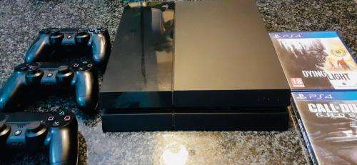 Playstation 4 & Many Extras